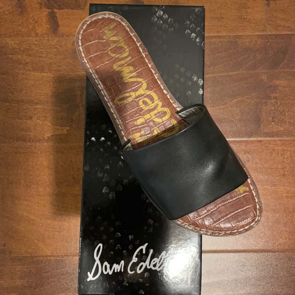 WORN ONCE- Sam Edelman black slip ons